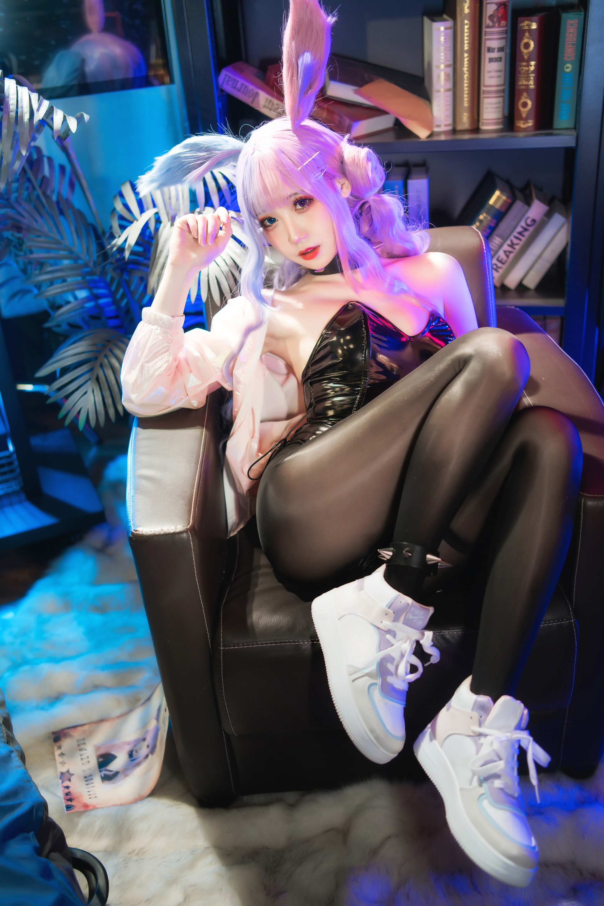 图片[1]-焖焖碳 – NO.022 麻辣兔头x异色兔[38P]-XikXak